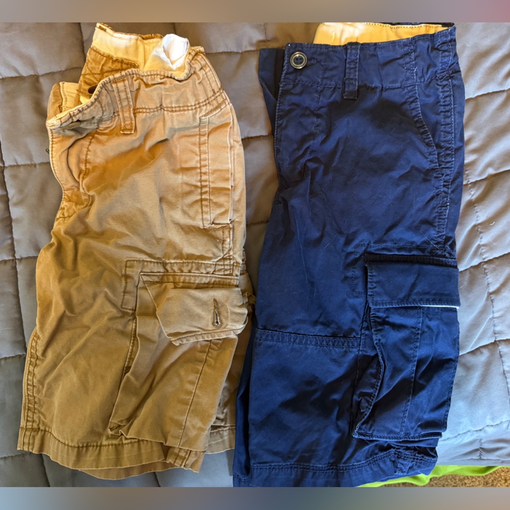 Boys GAP cargo shorts